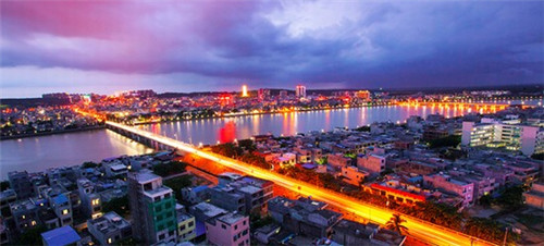 晋城市的奶茶加盟店有哪些，独造烧仙草在晋城市奶茶市场上的发展如何