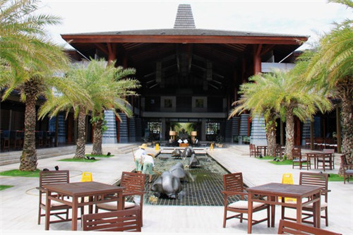 东春苑楼盘评测（东春大酒店前台电话）