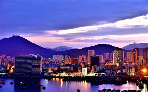 古坡草原风景区海拔高度多少米（古坡草原风景区海拔高度多少米以上）